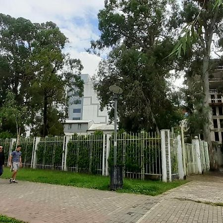Parkside Apartament Batumi Exterior photo