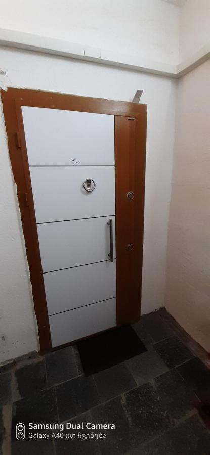 Parkside Apartament Batumi Exterior photo